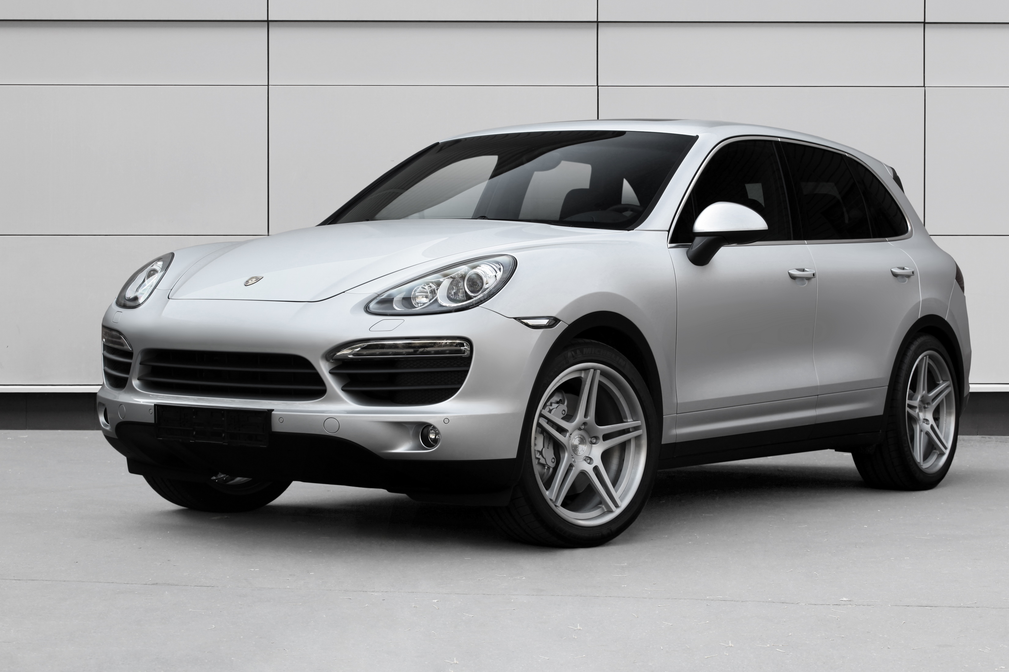 Кроссовер Porsche обои