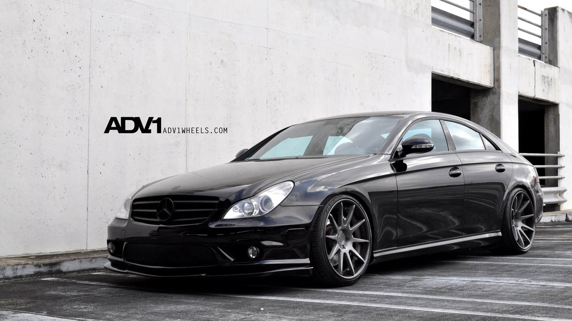 Mercedes CLS55 Amg обои