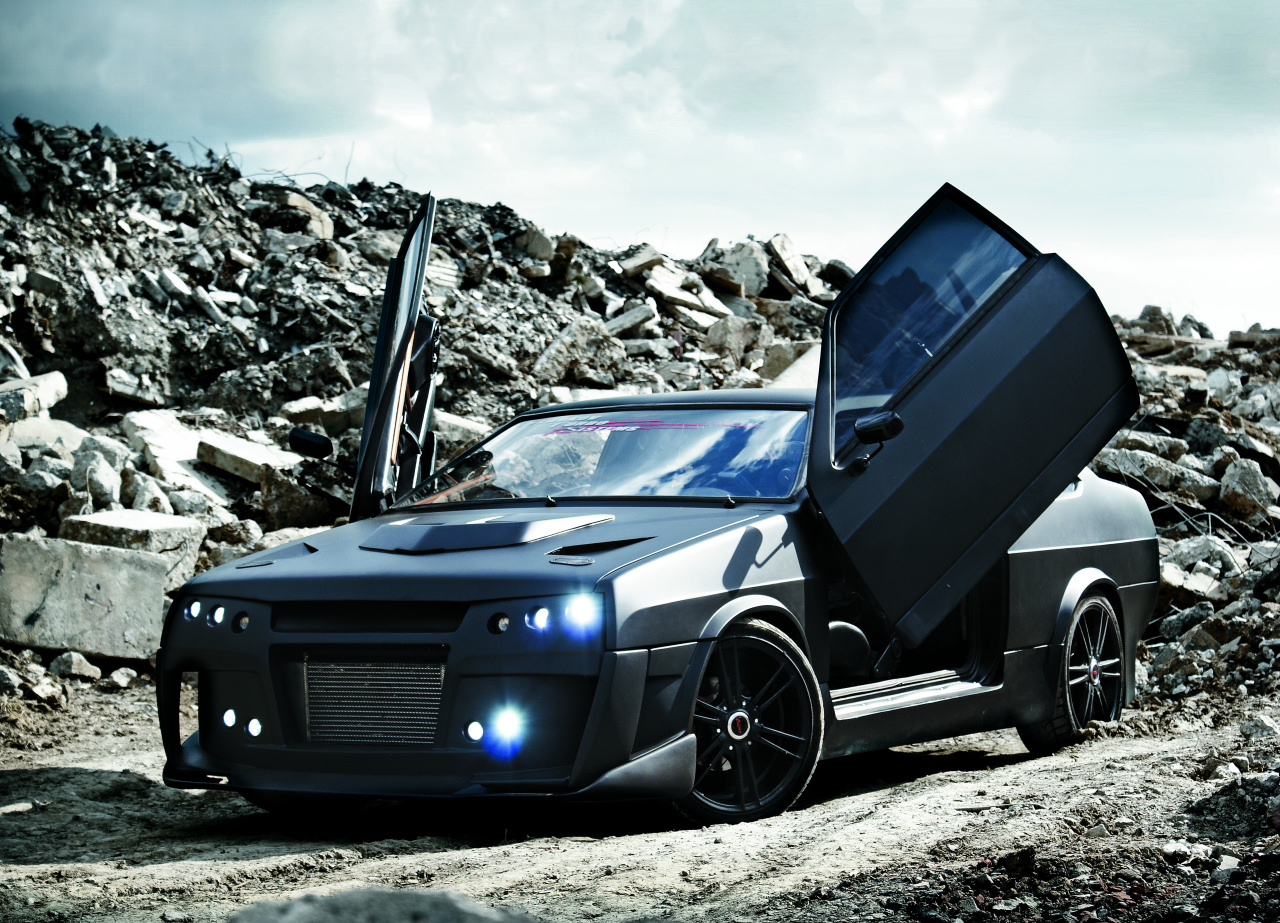 Тюнингованный ваз 21099 обои