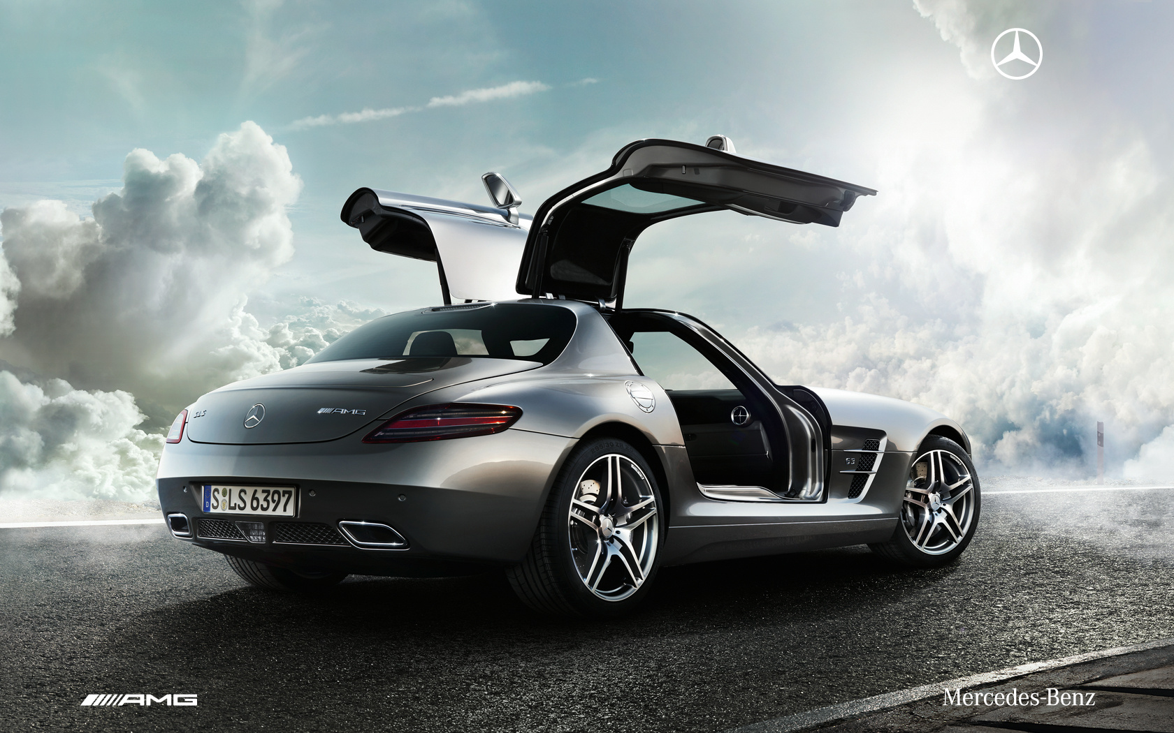 Mercedes Benz SLS обои