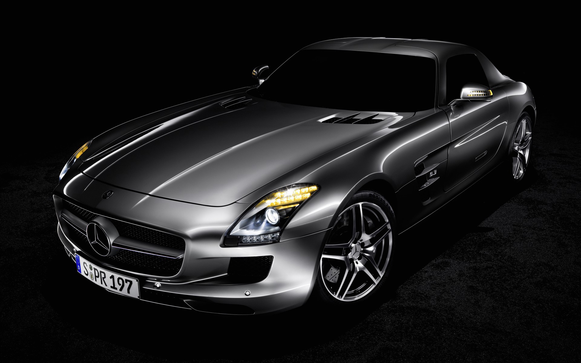 Mercedes SLS обои