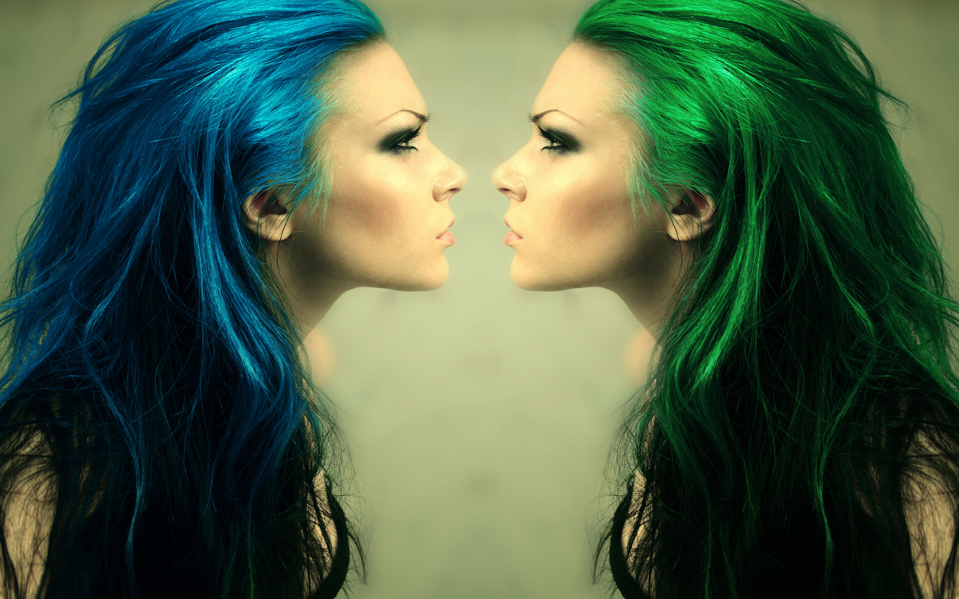 Противостояние цвета обои