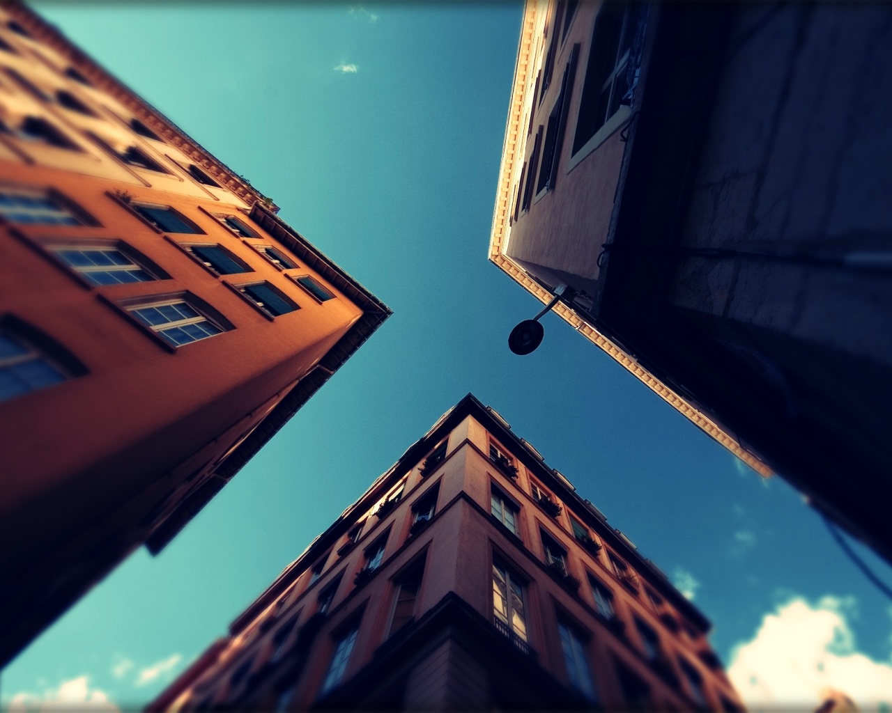 Три дома обои