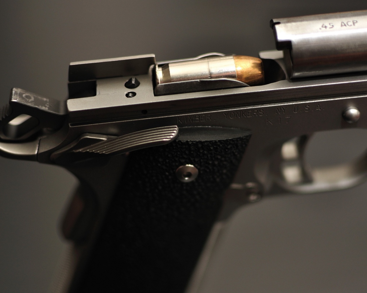 Разобранный пистолет обои