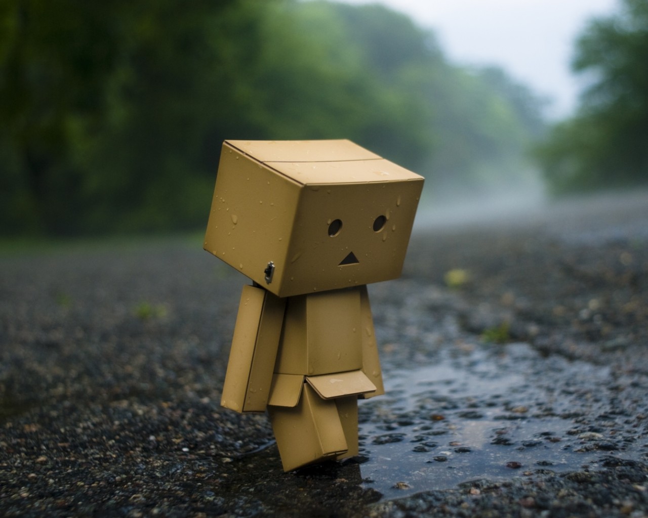 Картонный человечек обои