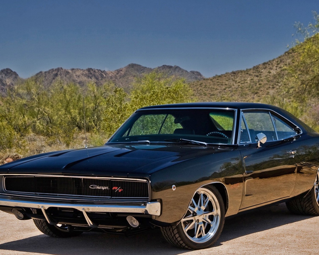 Черный Додж обои