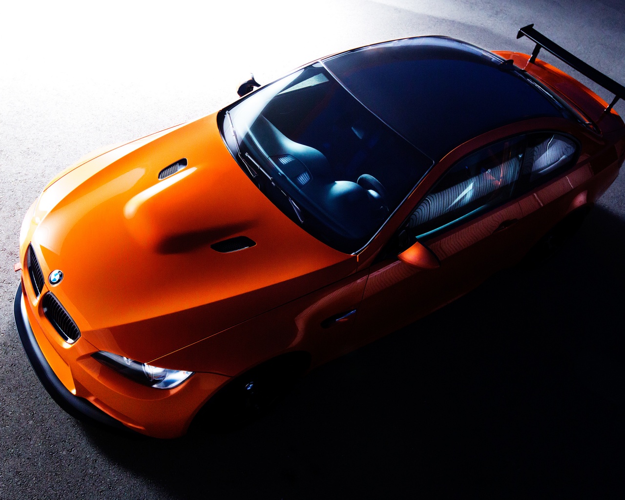 Оранжевый BMW обои
