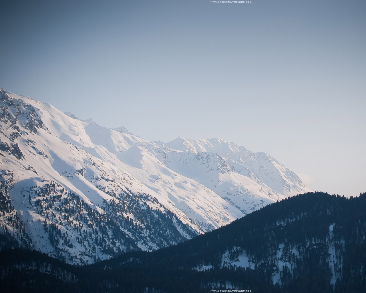 Горные вершины зимой обои