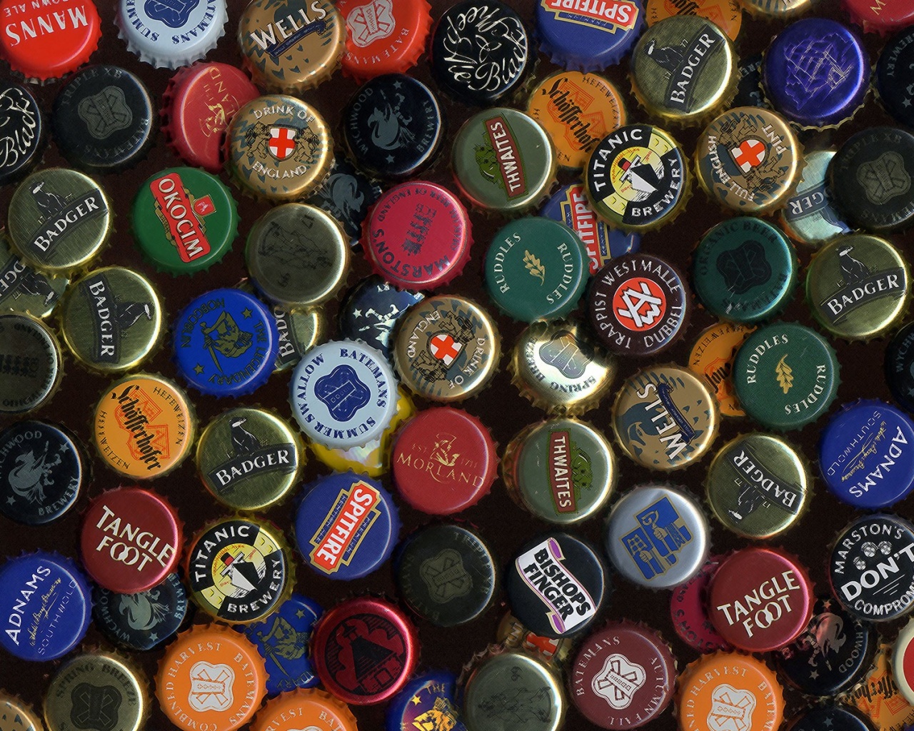 Пивные пробки обои