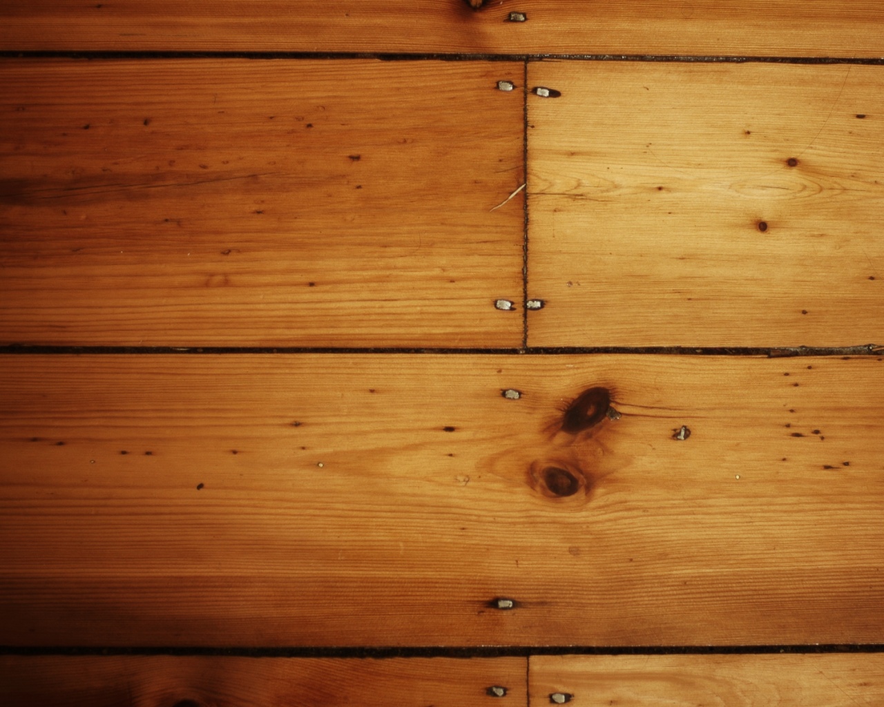 Доски с гвоздями обои