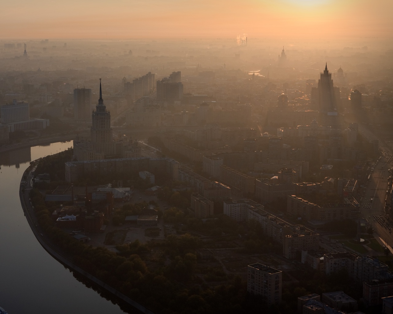 Москва в тумане обои