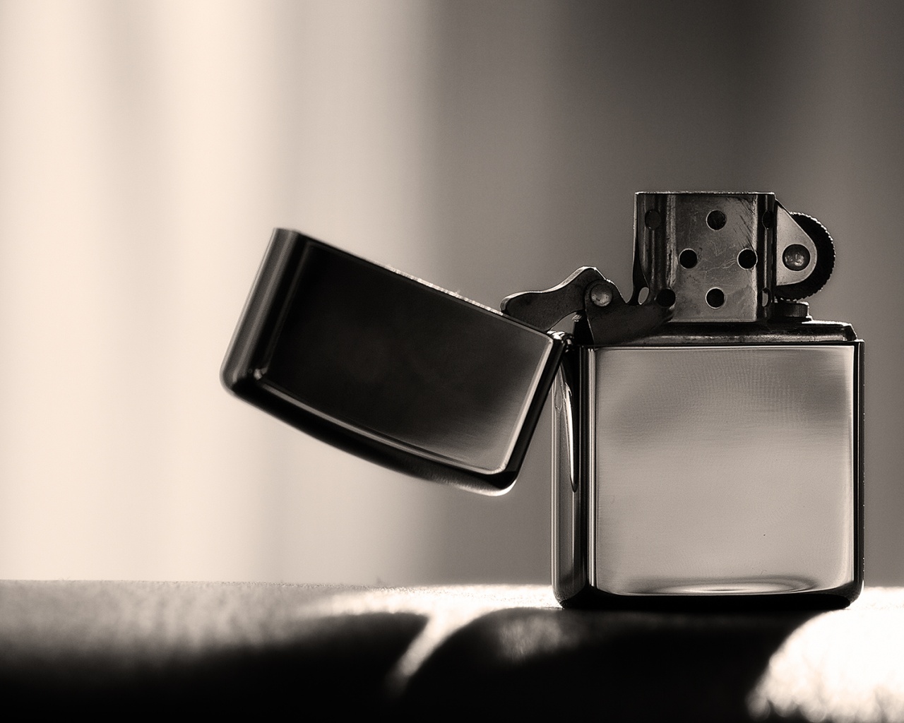 Зажигалка обои