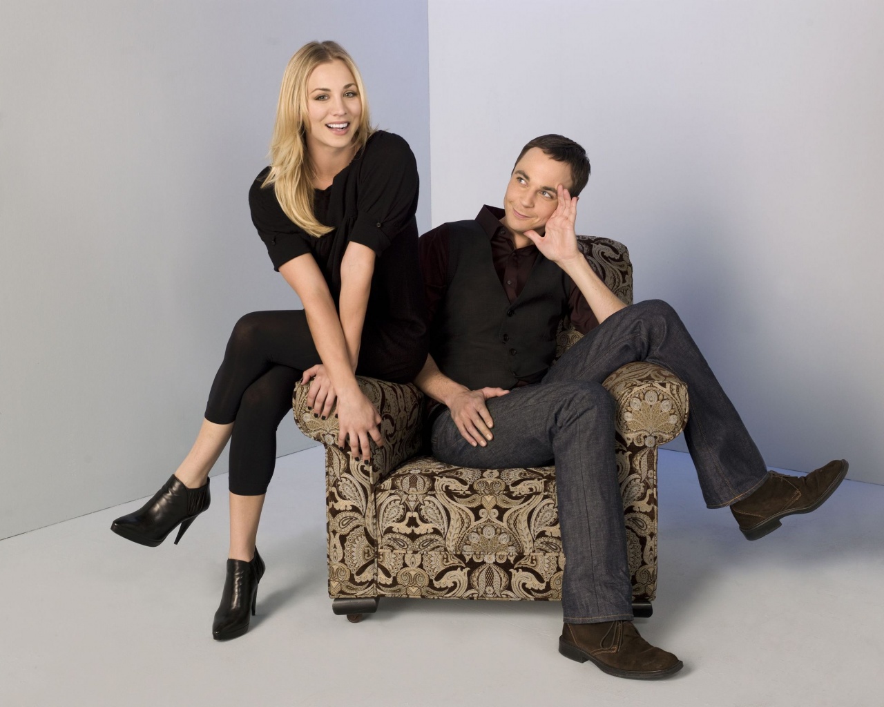 Пенни и Шелдон обои