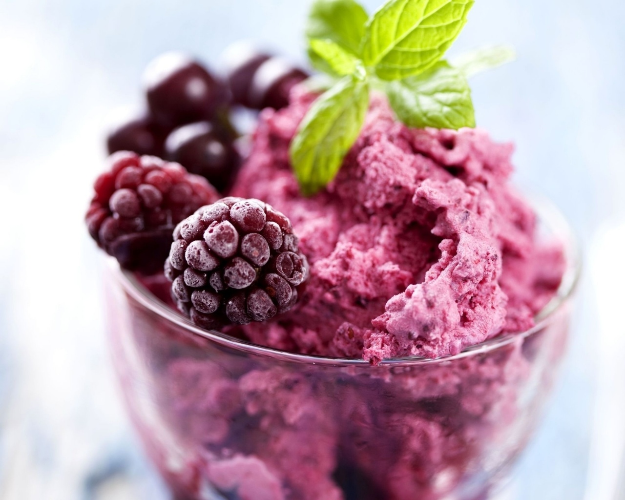 Ягодное мороженное обои