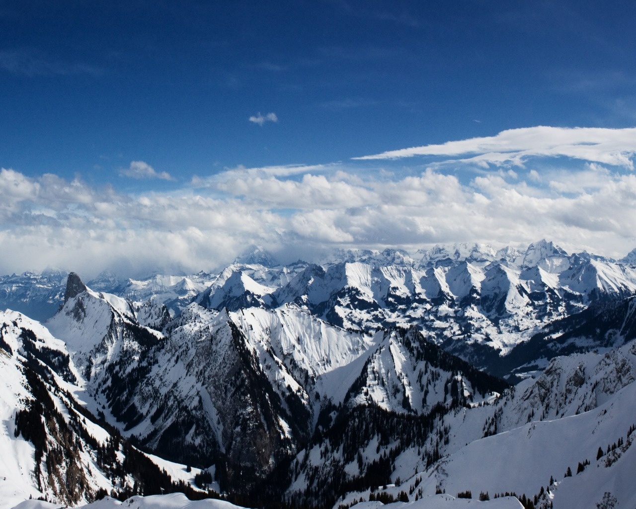 Горный пейзаж обои
