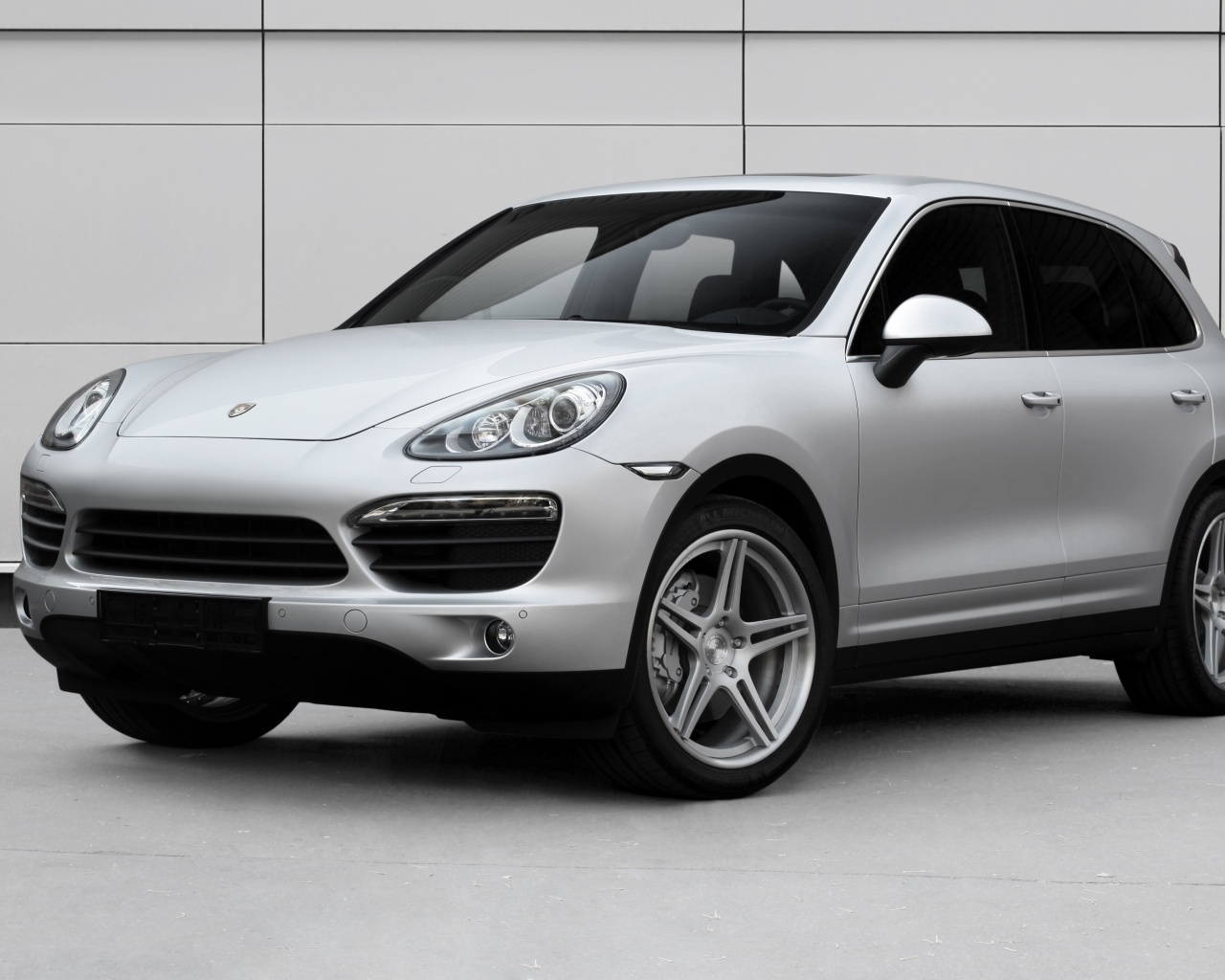 Кроссовер Porsche обои