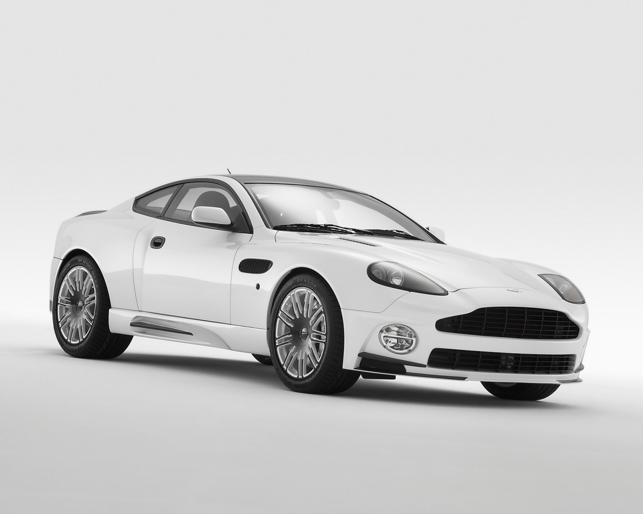 Aston Martin Vanquish S обои