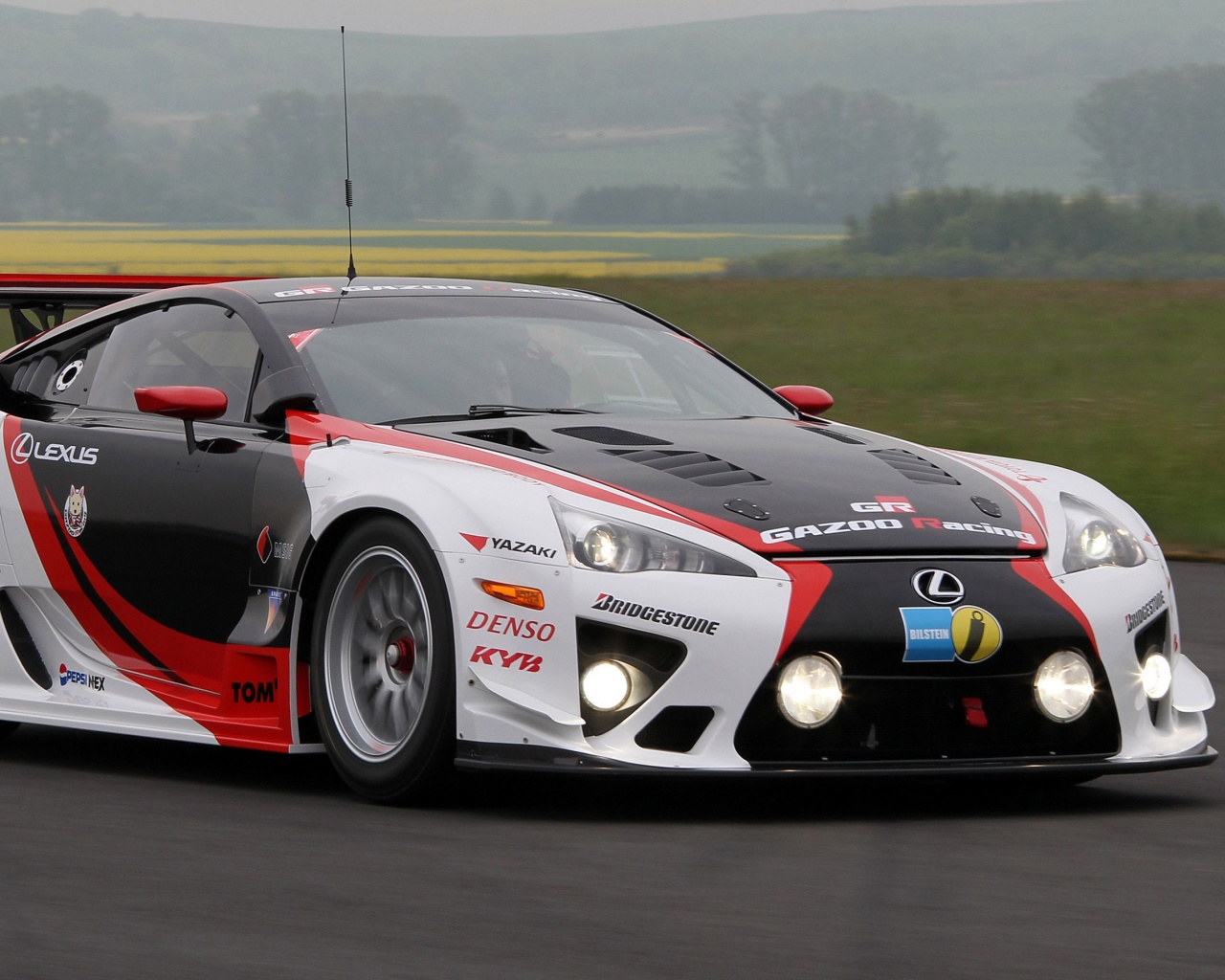 Гоночный Лексус обои