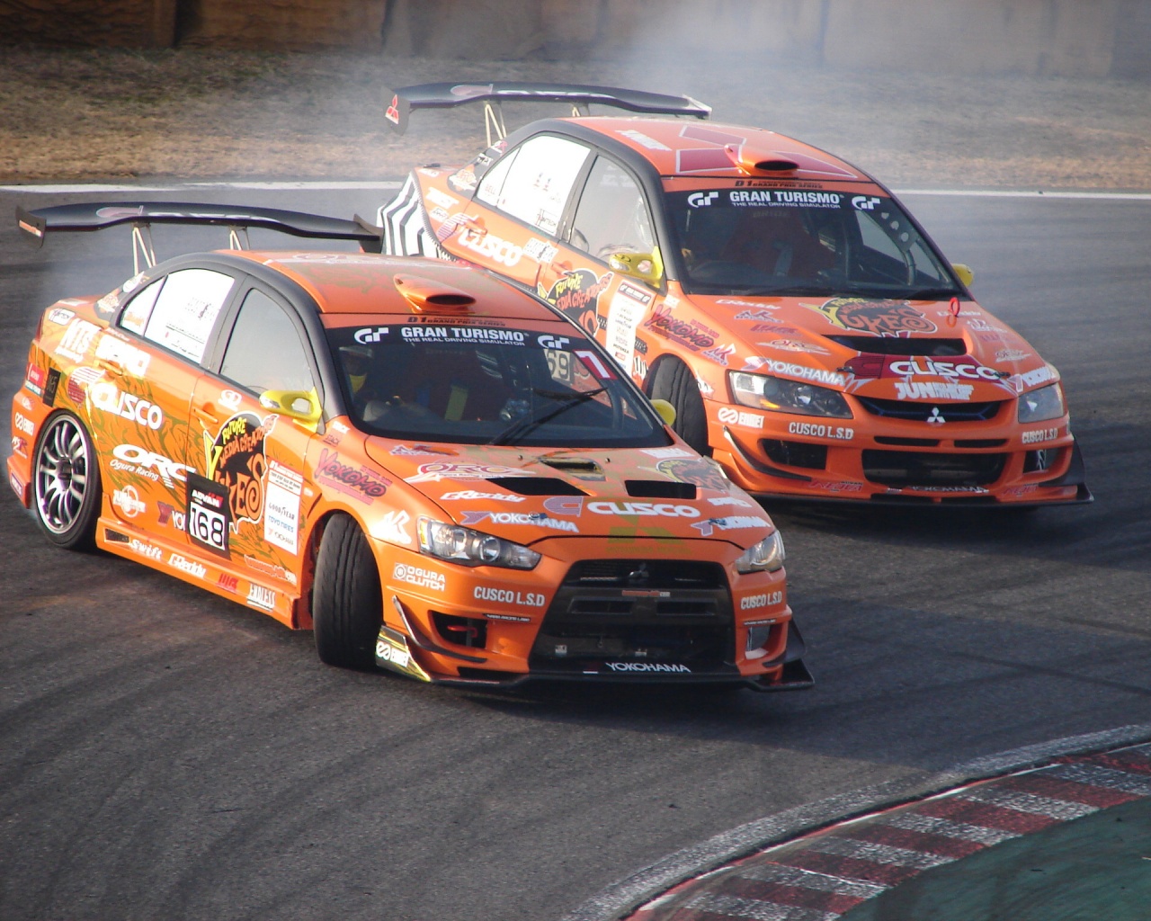 Mitsubishi Lancer  обои