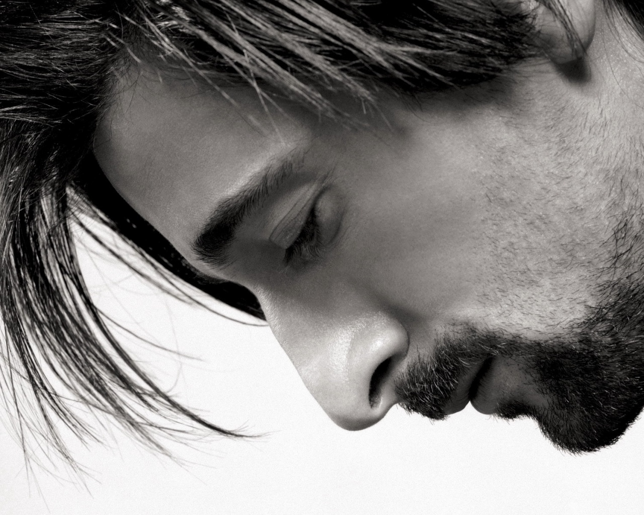 Чёрно-белое фото обои