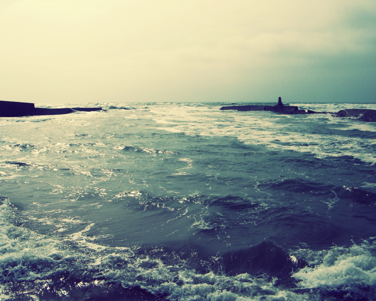 Море волнуется раз... обои