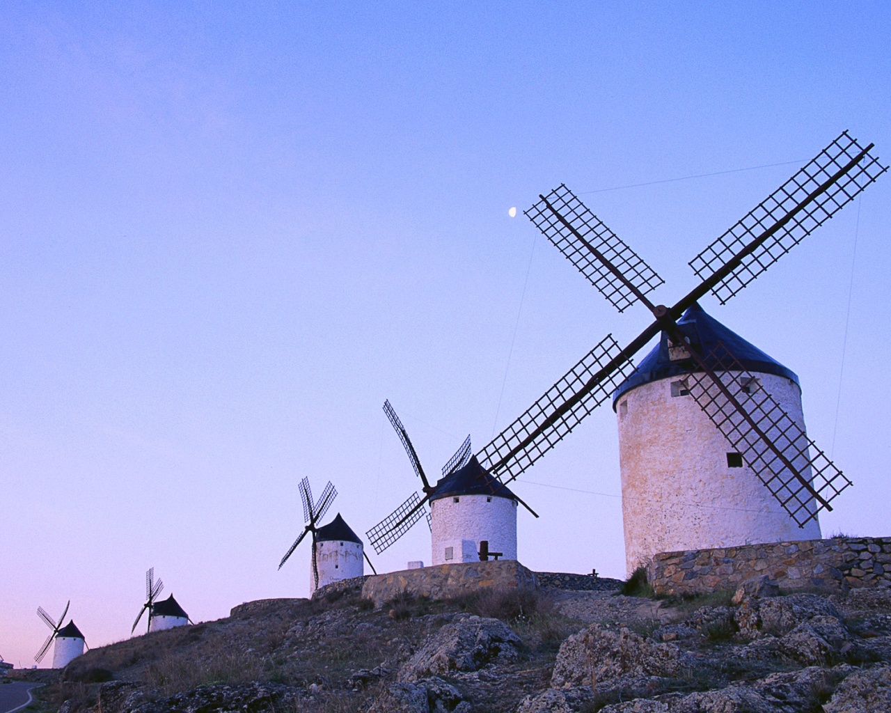 Пейзаж из ветряных мельниц обои