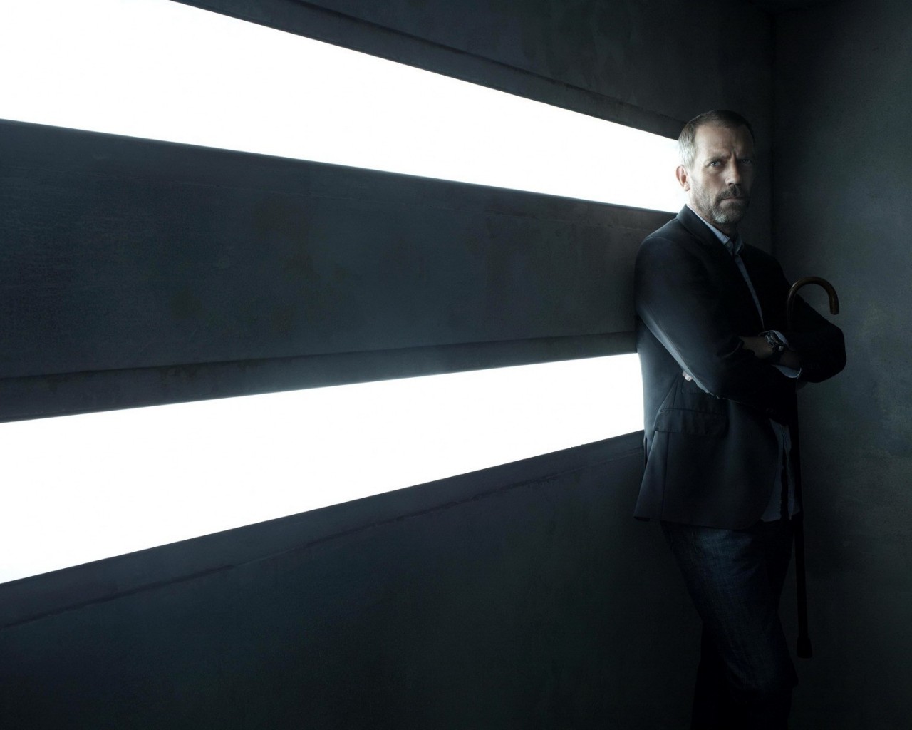 Хаус в лаборатории обои