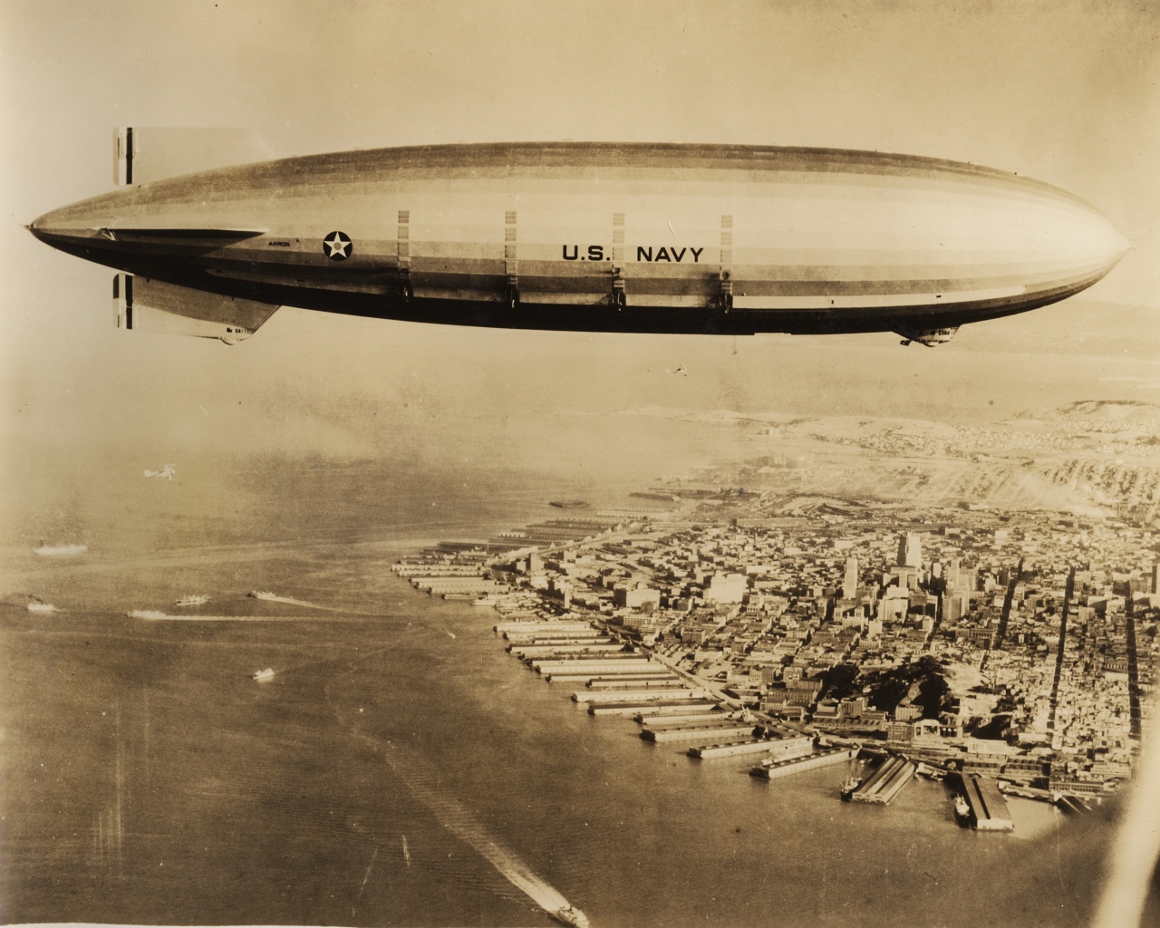 Дерижабль обои