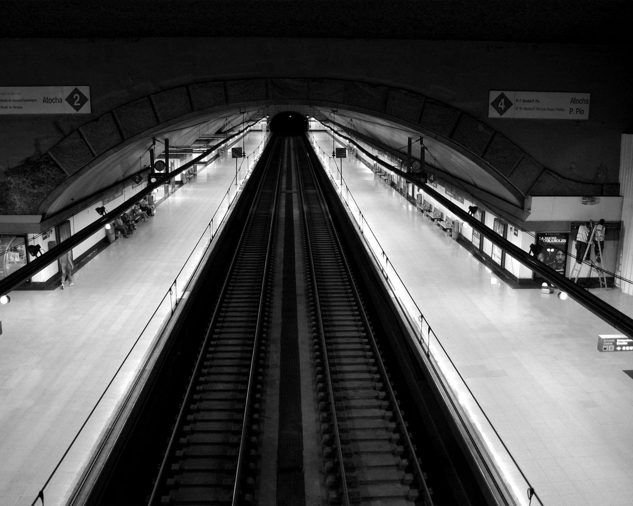 Станция метро обои