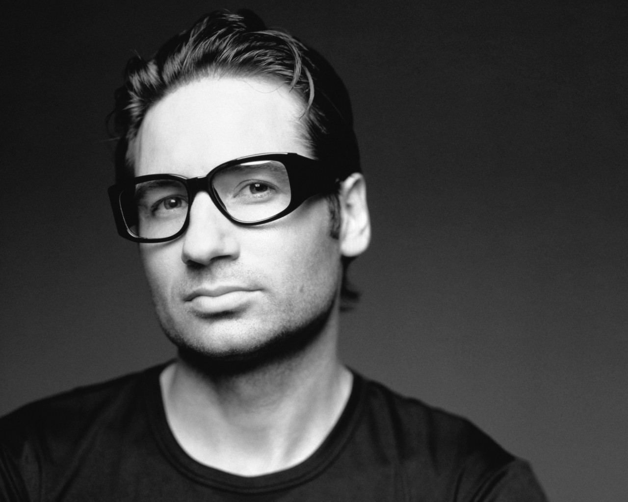 Дэвид Духовны обои