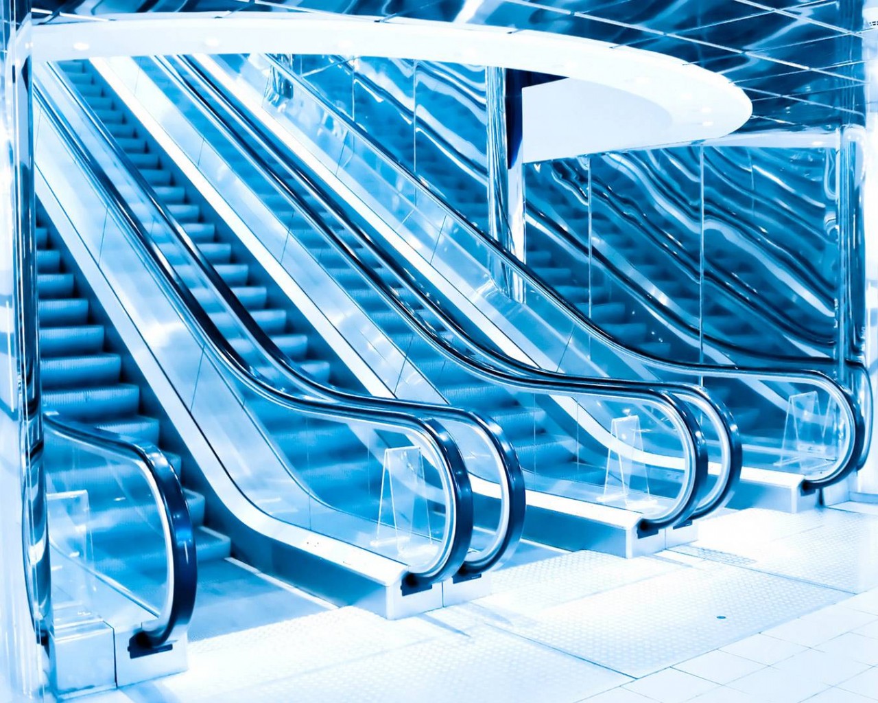 Современный эскалатор обои