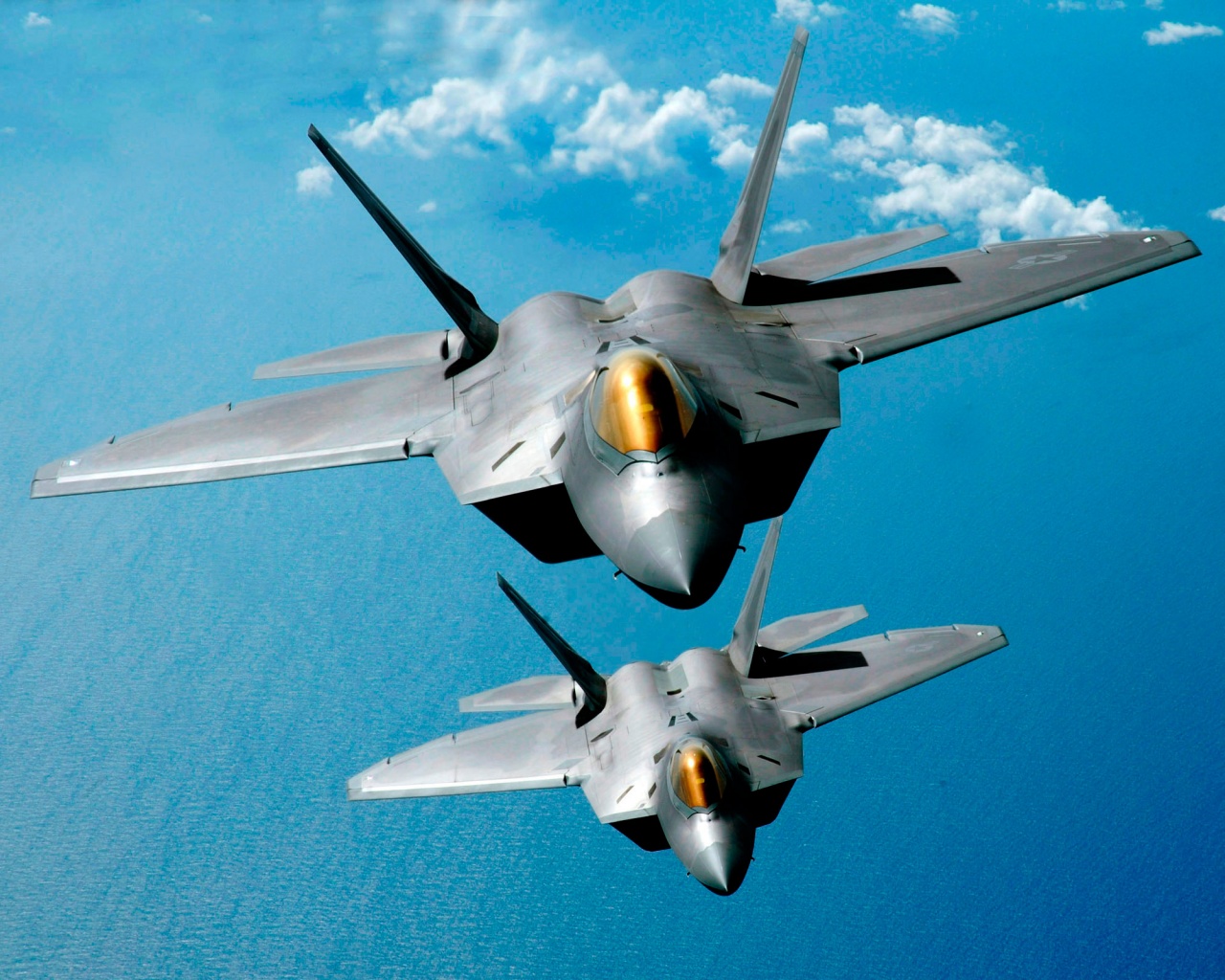 Истребители в небе обои