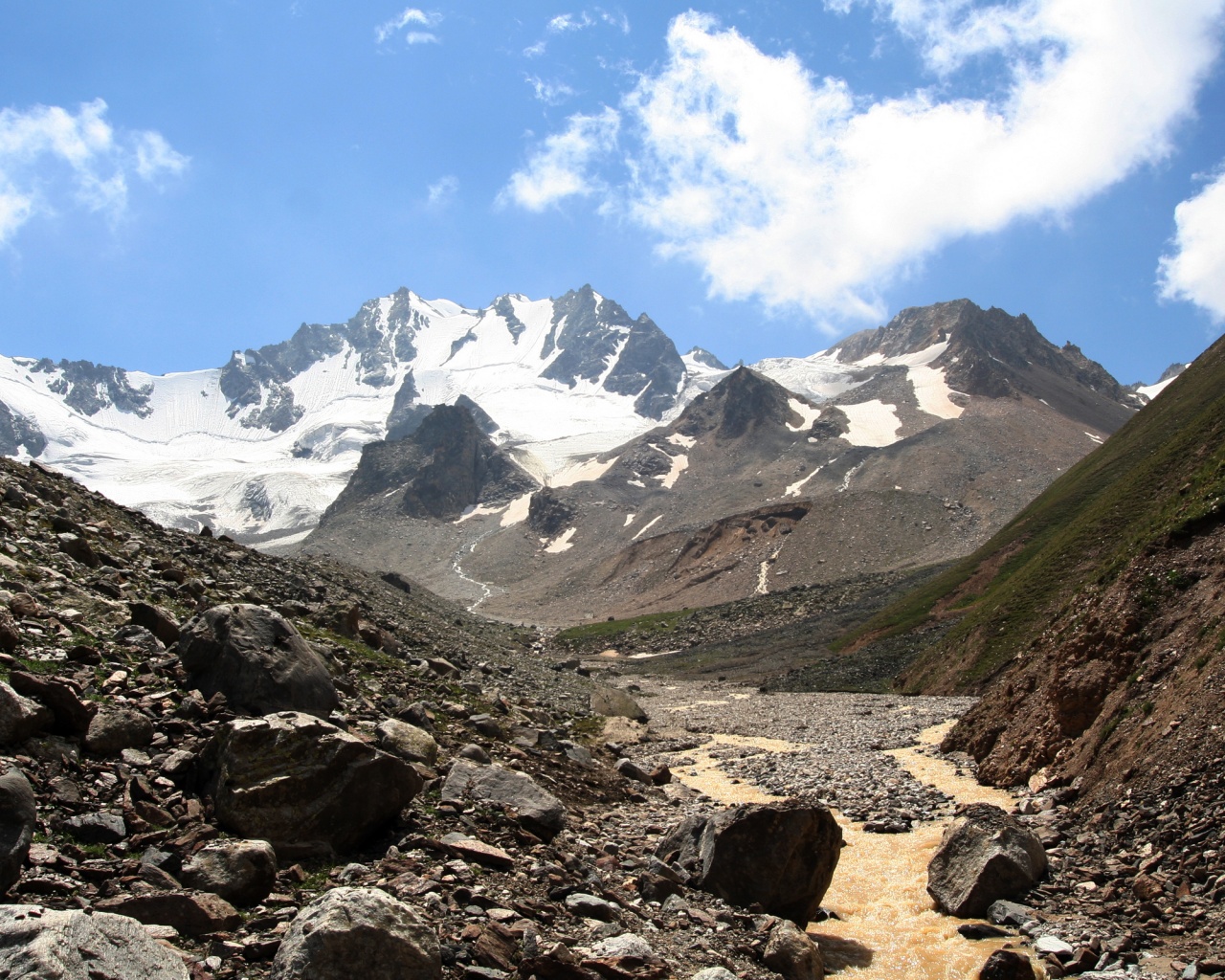 Горный пейзаж обои