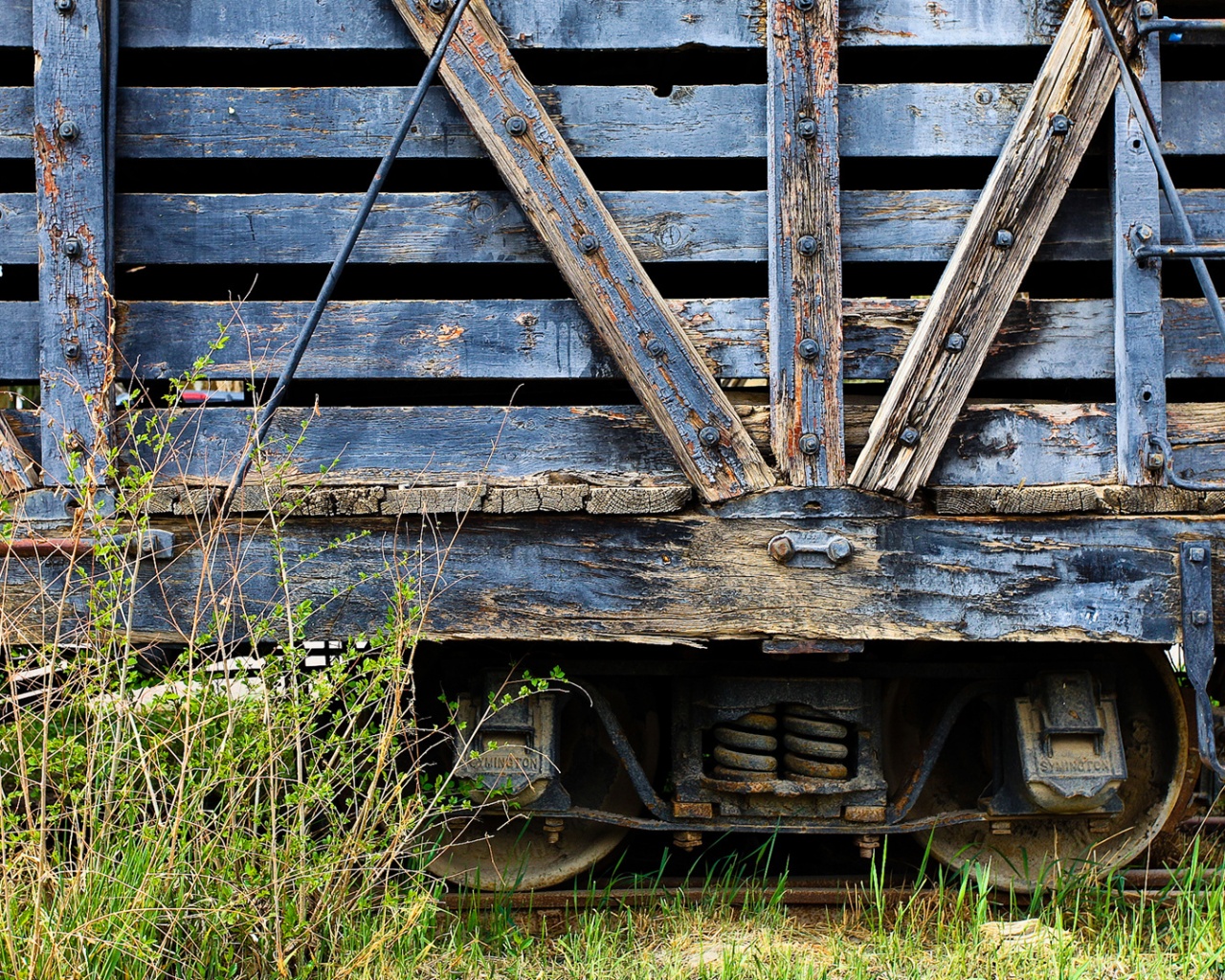 Старый грузовой вагон обои