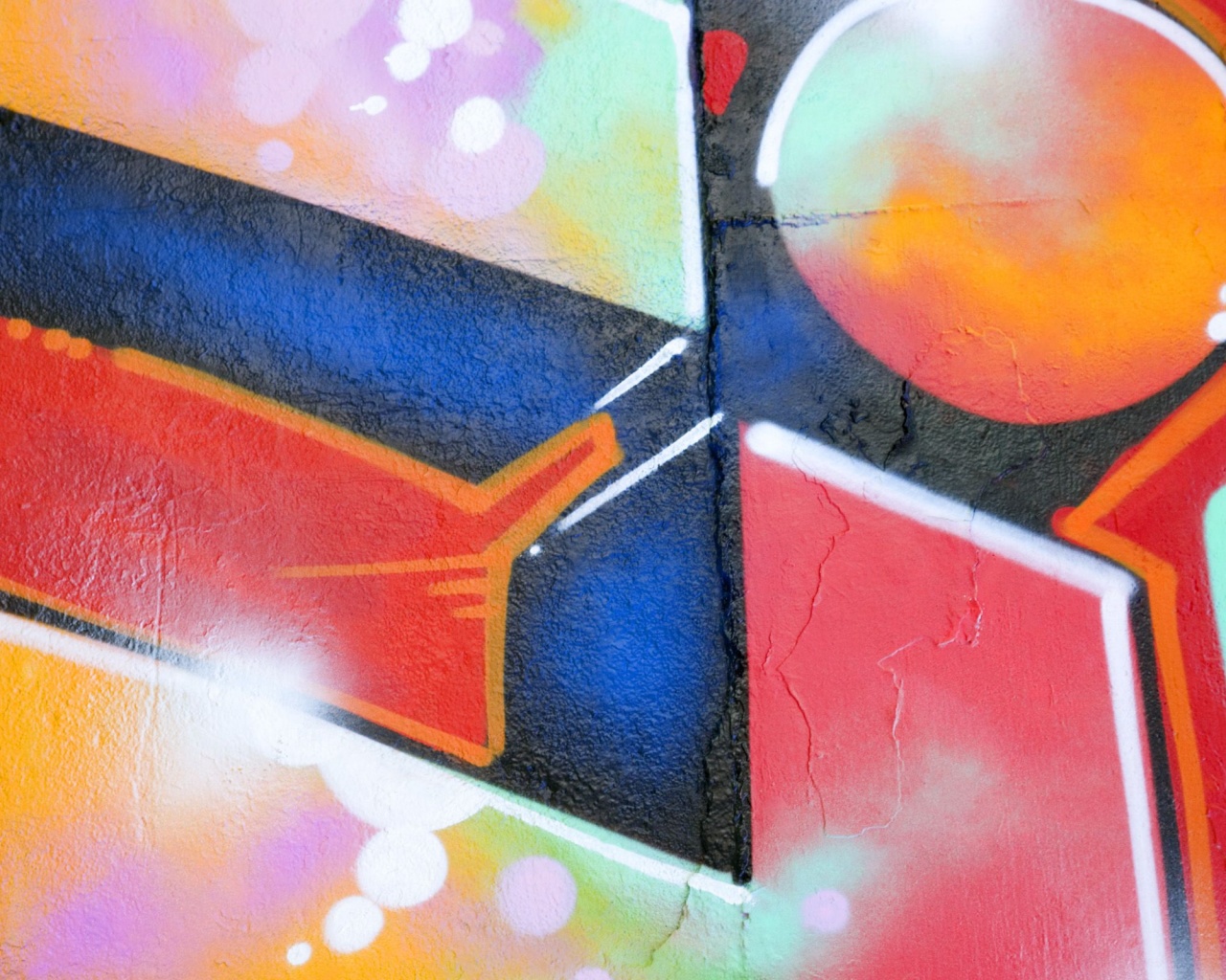 Граффити на стене обои