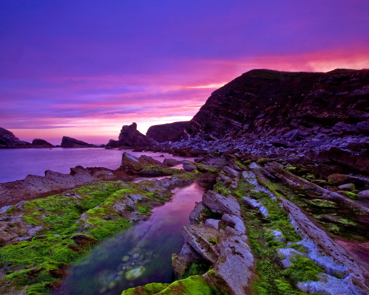 Скалистый берег обои