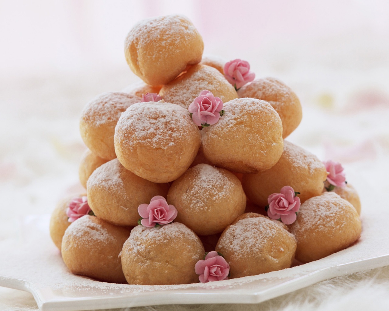 Круглые пироженки обои