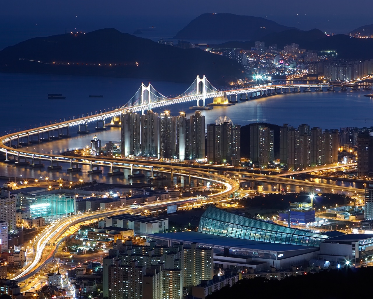 Ночной город обои