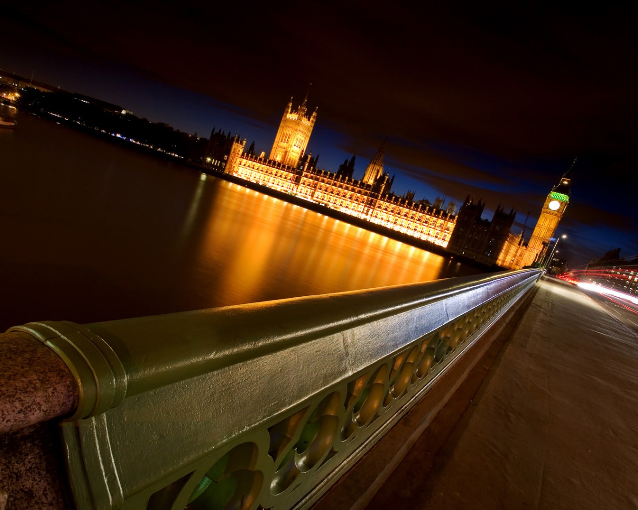 Перила тауэского моста обои