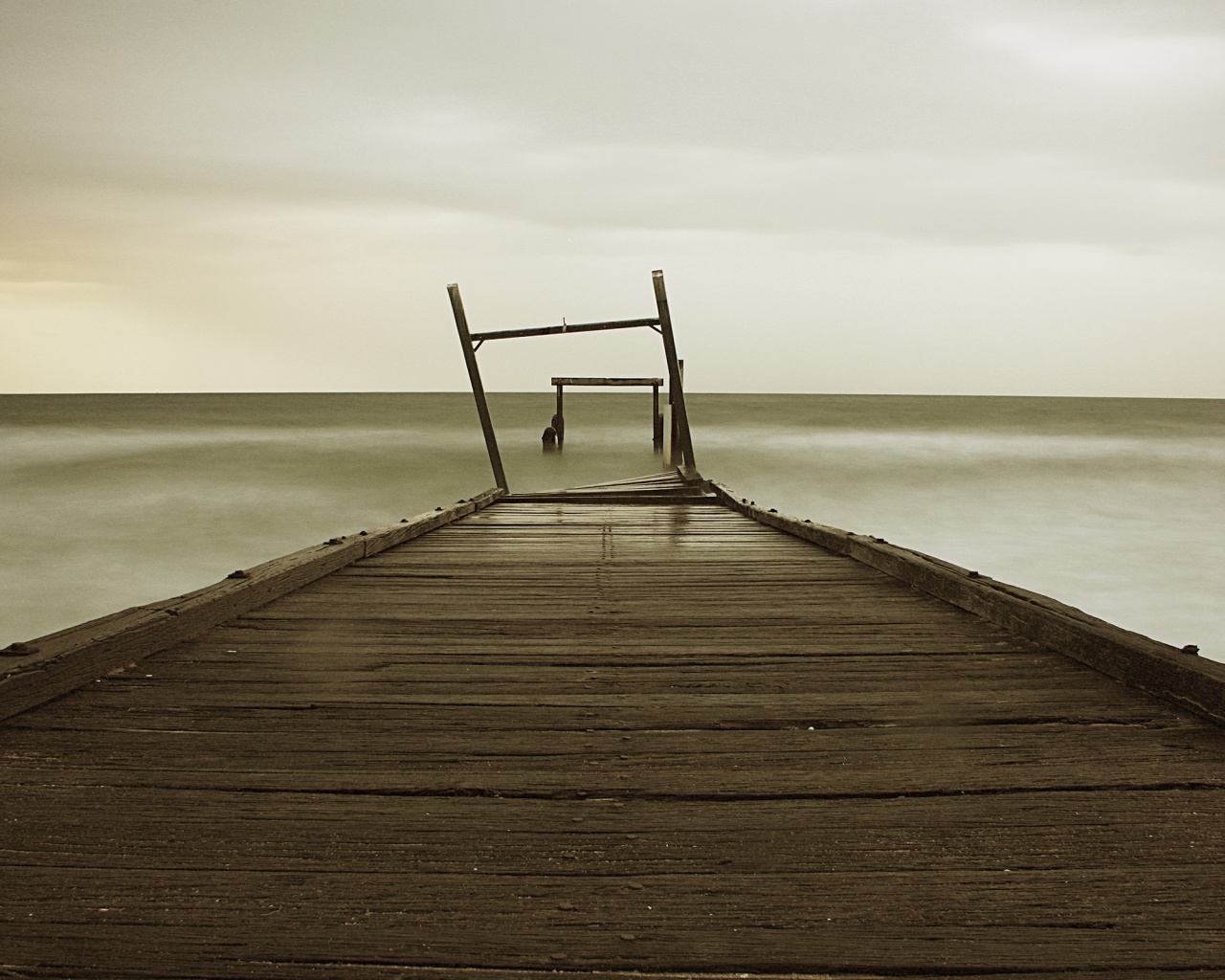 Мостки до горизонта обои