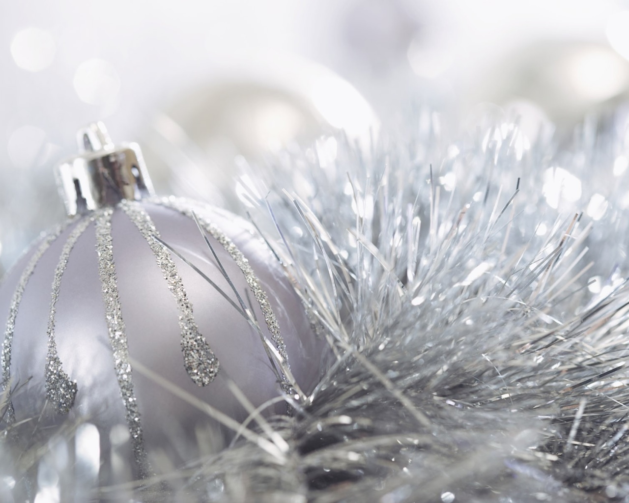 Новогонее украшение обои