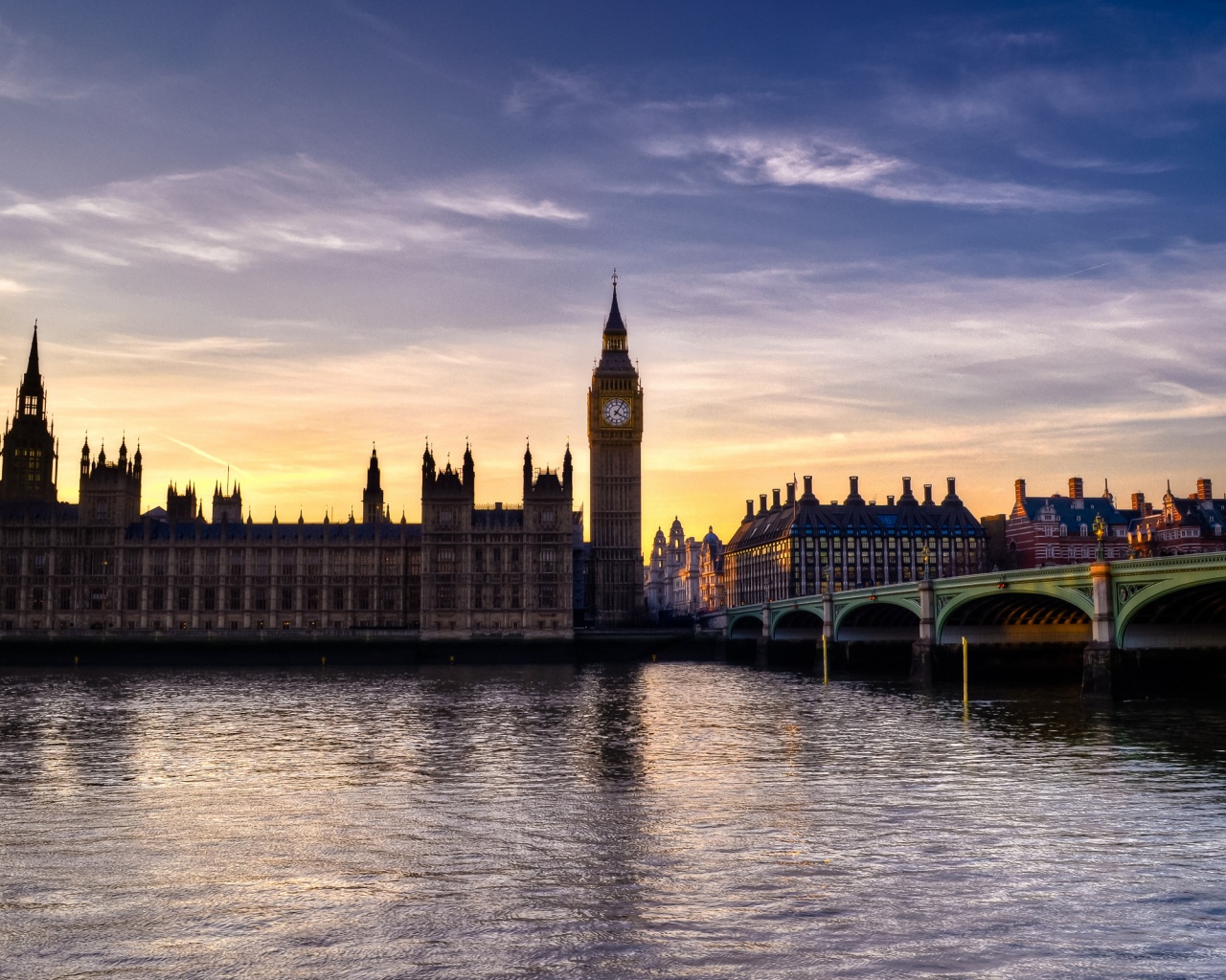 Биг-Бен на берегу Темзы обои