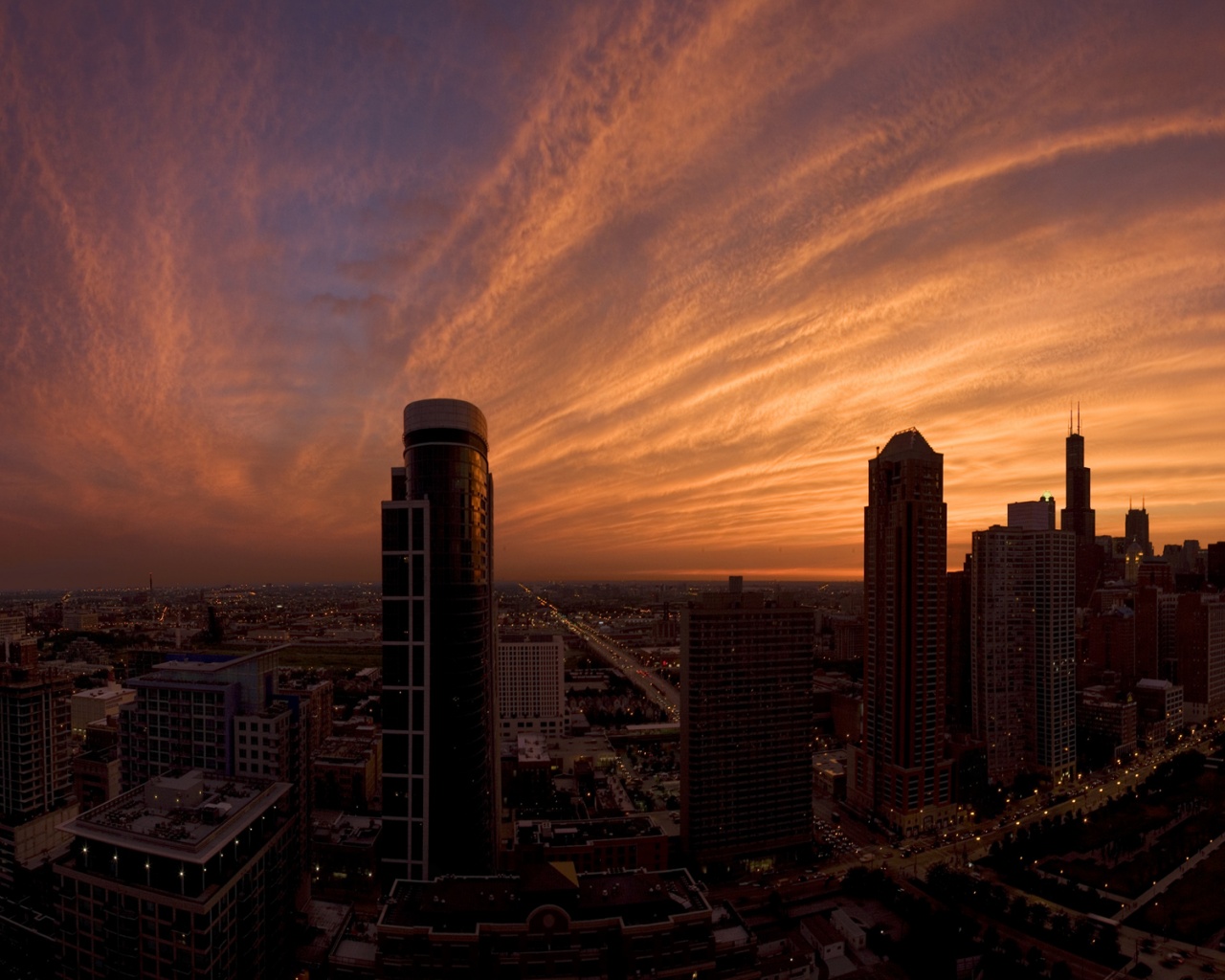 Сумерки в городе обои