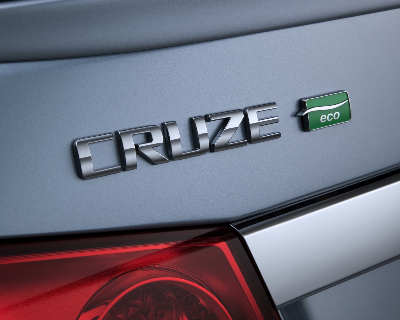 Шильдик Шевроле Круз обои