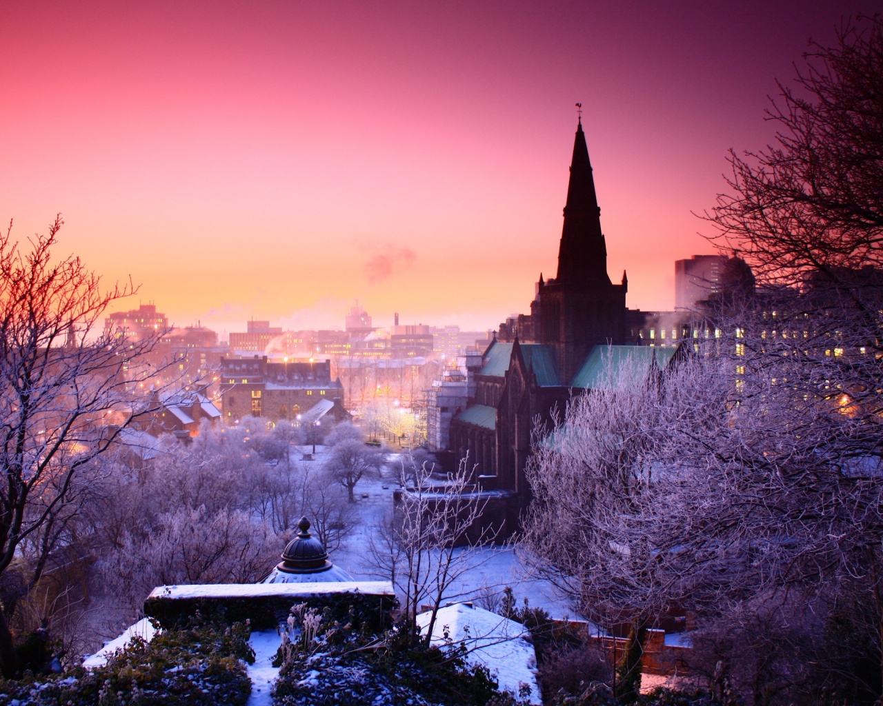 Закатный город зимой обои