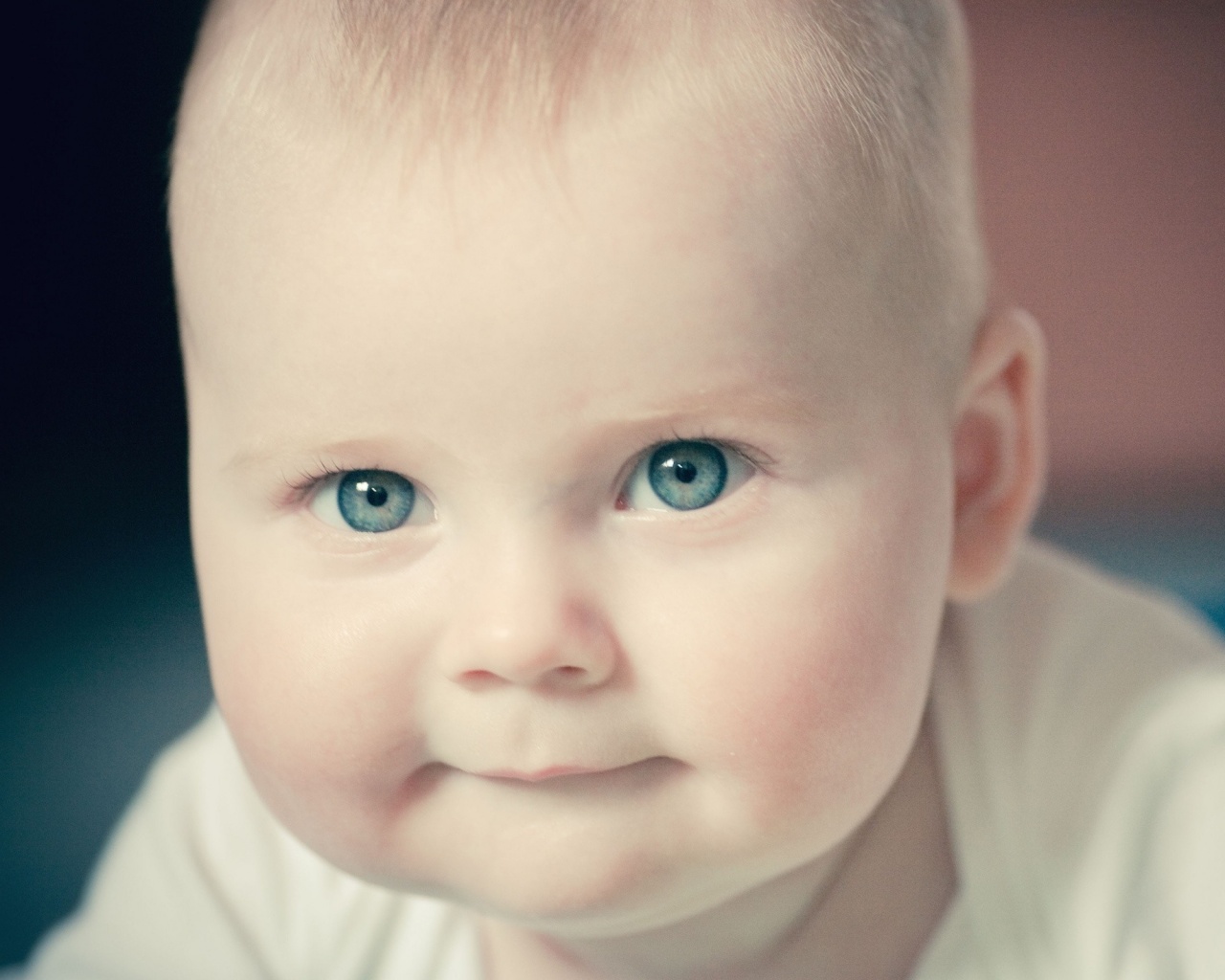 Прелестное дитя обои