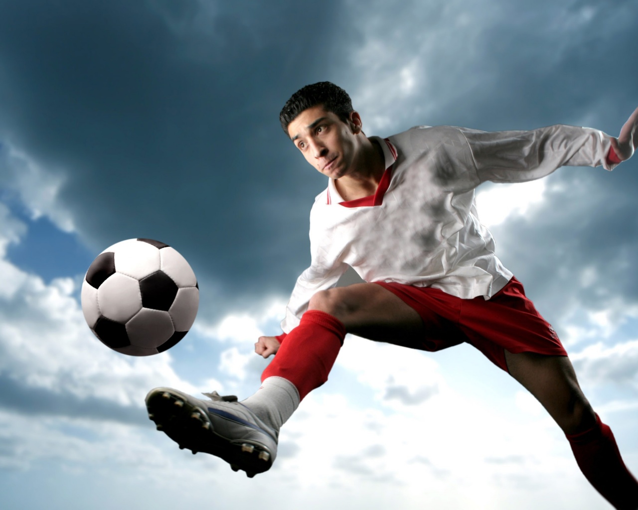 Футболист обои