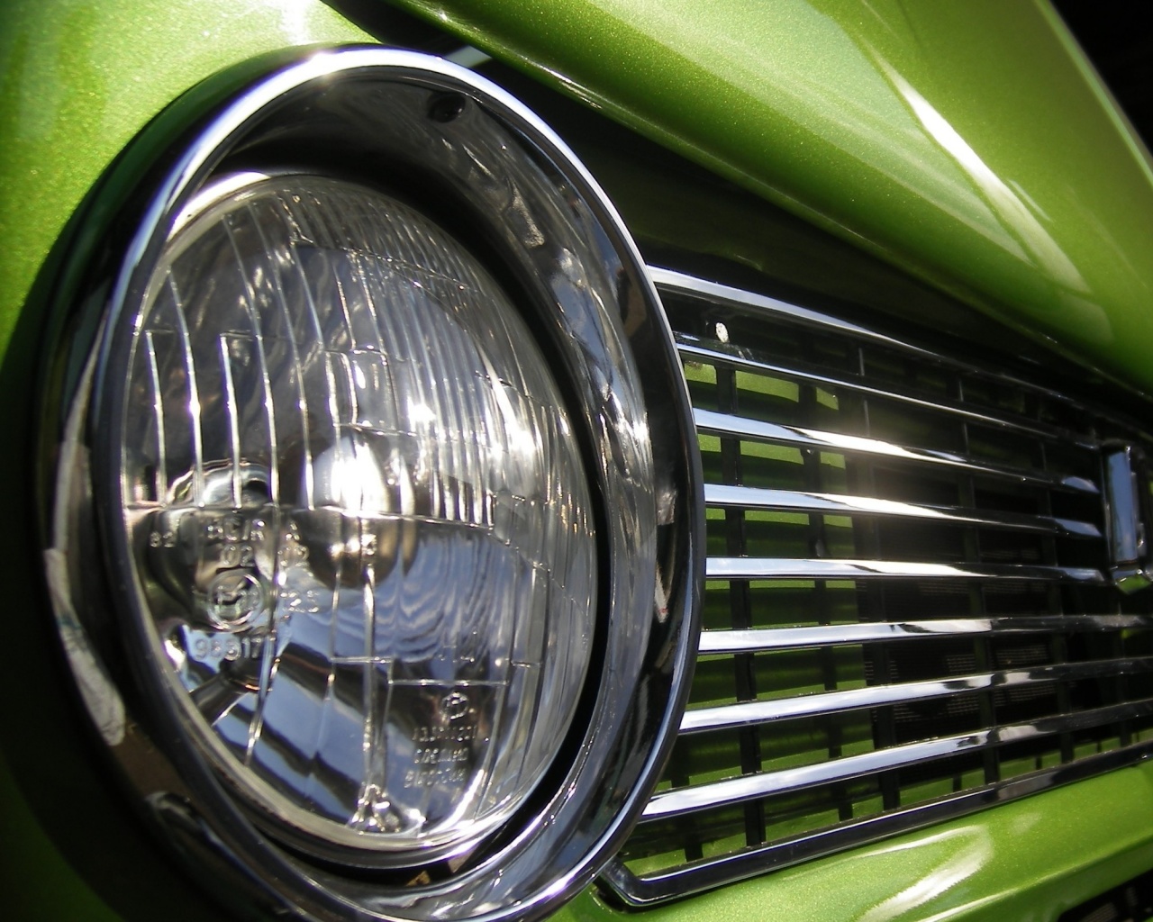 Решетка радиатора обои