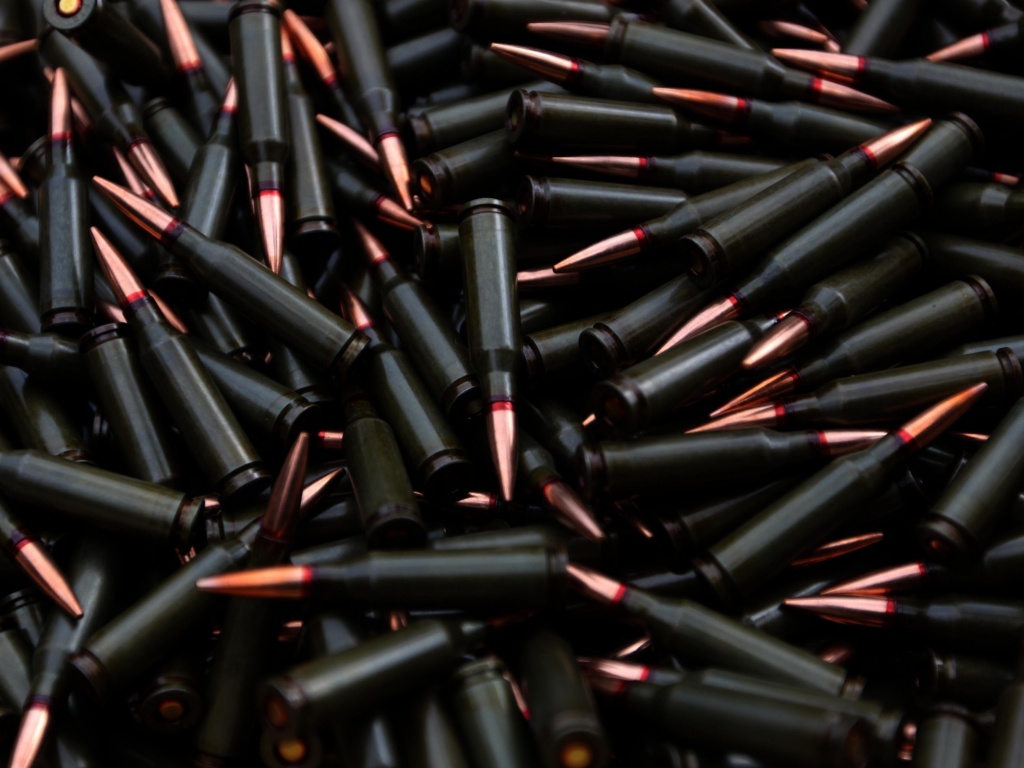 Черные патроны обои