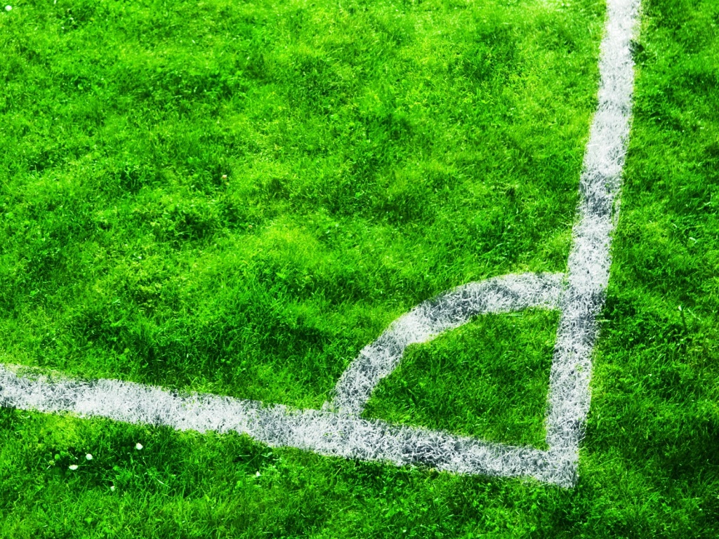 Угол футбольного поля обои